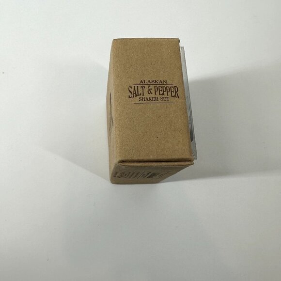 Alaska Moose Blue Salt and Pepper Shaker Set Arctic Circle - Picture 4 of 6